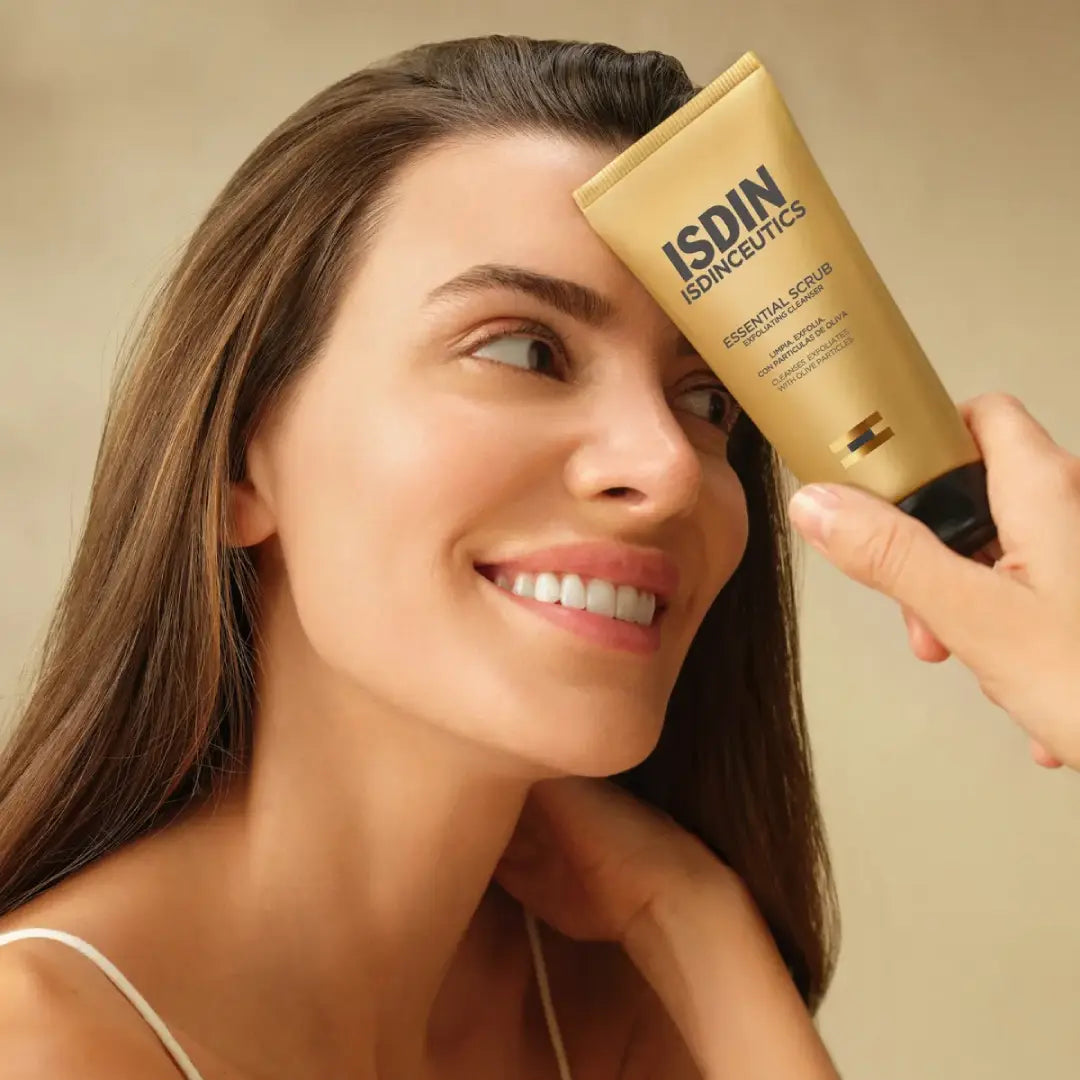 ISDIN Isdinceutics Essential Scrub 100g