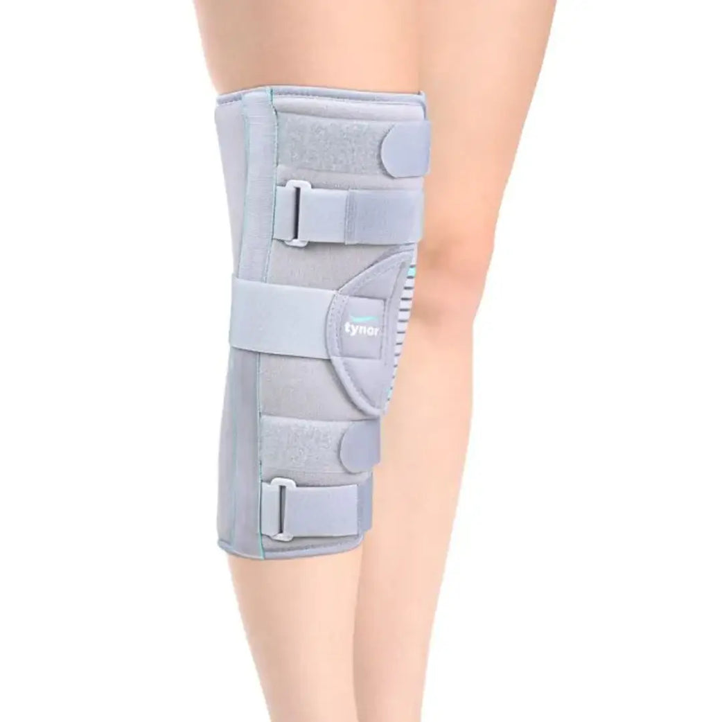 Tynor Knee Immobilizer 14 D13 Medium front view showing adjustable straps and rigid support panels